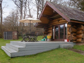 Lyne View, Log Cabin